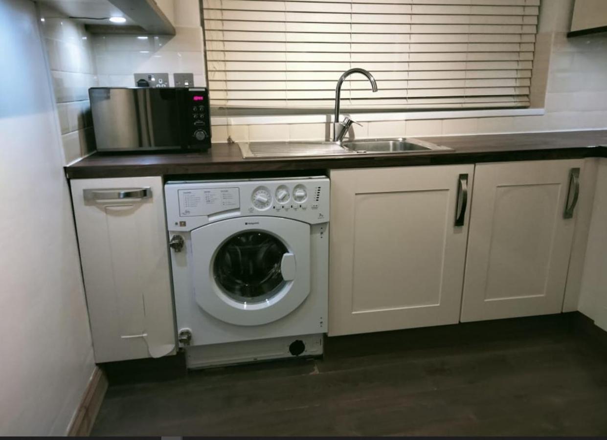 Fully-equipped Flat In The Of London. Appartamento *