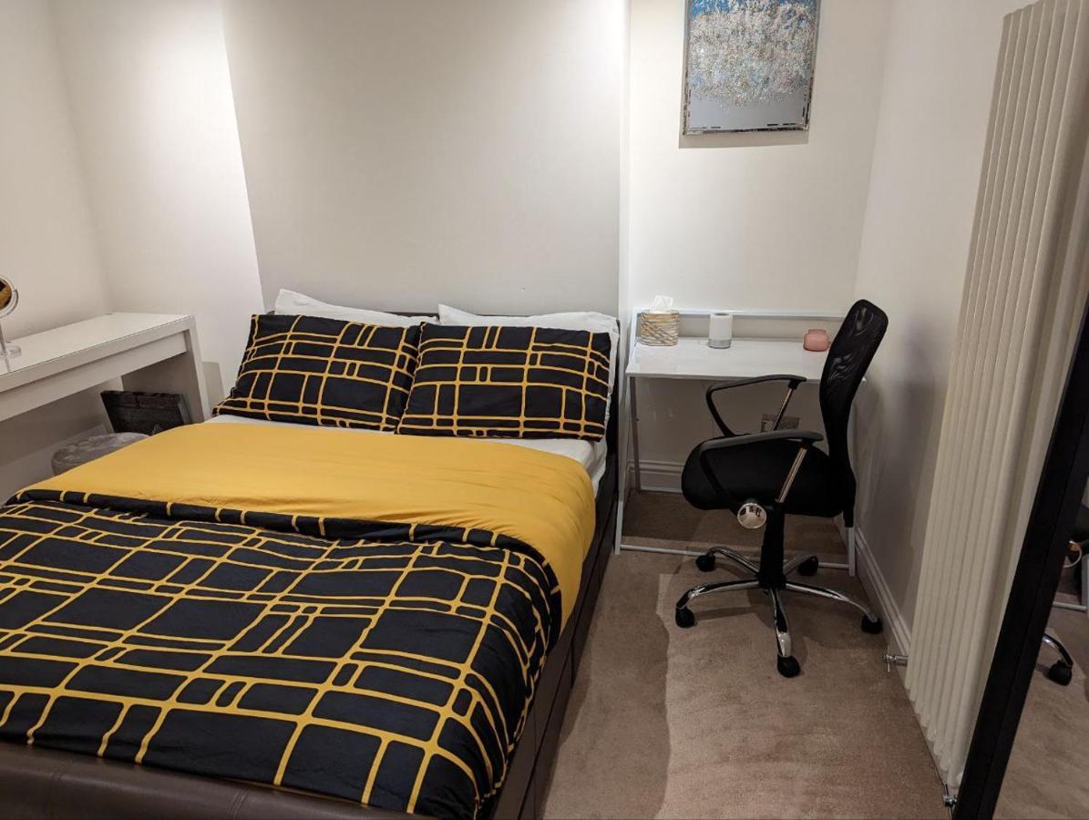 Fully-equipped Flat In The Of London. Appartamento Londra