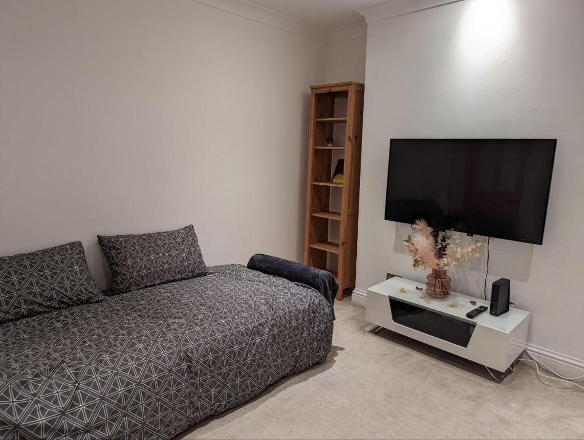 Fully-equipped Flat In The Of London. Appartamento *